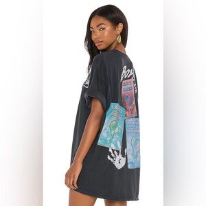NWOT Boys Lie Oversized Graphic Tee